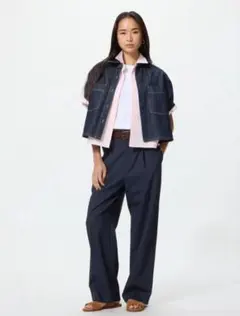 ユニクロ　タックワイドパンツ　ネイビー ストライプ