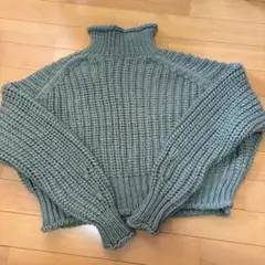 H&Ｍ　長袖ニット
