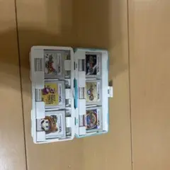 ニンテンドー3DS/2DS カードケース ホワイト/ブルー