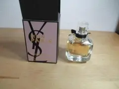 イヴサンローラン　モンパリ　５０ｍｌ　ＥＤＰ　８割のサムネイル