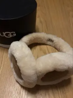 UGG シープスキン イヤーマフ クリーム色