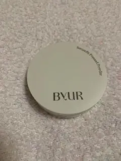 ByUR バイユア　セラムフィット　ノーセバムプレストパウダー01ブルー