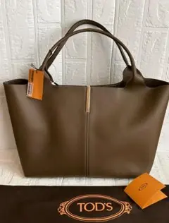 新品 TOD'S トッズ レザー トートバッグのサムネイル