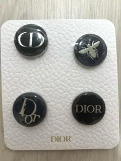 DIOR ノベルティ ピンバッヂセット 4個