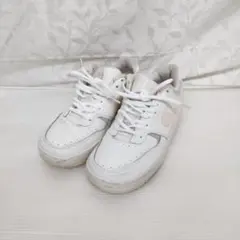 ナイキ NIKE ガンマフォース スニーカー 22cm 白 DX9176-111