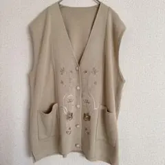【上品刺繍】ニットベスト ジレ ベージュ 花柄 Vネック Fサイズ