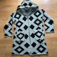 ロングカーディガン　厚手ニット フード