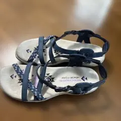 SKECHERS メモリーフォーム サンダル ネイビーのサムネイル