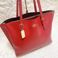 美品✨コーチ　モリー　トートバッグ　レザー　シボ革　赤　肩掛け　A4収納　大容量