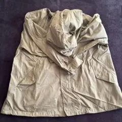 オリーブグリーン フード付きマウンテンパーカー