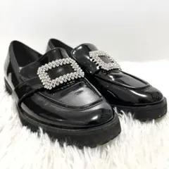 美品★ダイアナ　アルテミスバイ　ビジュー　エナメル　ローファー　ブラックのサムネイル