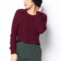 MIRUA ショート丈　ニット　ボルドー