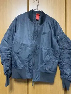 Nike MA-1 ブラックのサムネイル
