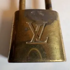 Item thumbnail for item ff35b04e-3e6a-4a77-a207-8a6ebf92d2e1