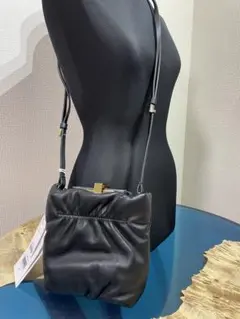 ZANCHETTI ザンケッティ AMLETO パフィクロスボディバッグ未使用のサムネイル