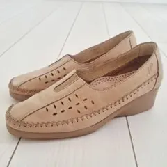 Item thumbnail for item 3a2c3eec-6118-414e-8d73-30b7bb7acc67