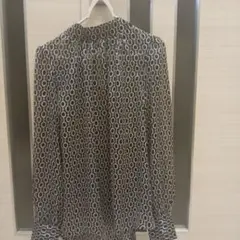 H&M　長袖　ブラウスのサムネイル