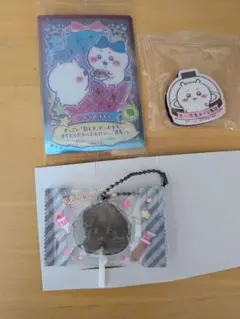 ちいかわ　キラキラカード・マグネットシート2枚組・キャンディチャームズ3点セット