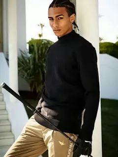 KJ【未使用】1piu1uguale3 モックネックセットアップ黒 KJ【未使用】1piu1uguale3 モックネックセットアップ黒 2025年最新