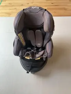 R*n様 チャイルドシート アップリカ フラディアグロウ ISOFIX 476 