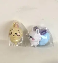 ちいかわ　マスコットつきビスケット　うさぎモモンガ2体セット