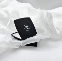 ✨ノベルティ✨CHANEL シャネル コンパクトダブルミラー ブラック