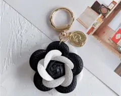 再入荷！カメリア　ローズ　キーホルダー　キーチャーム　バッグチャーム