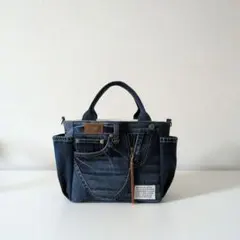 Item thumbnail for item 267adc2d-13d4-4d0a-9211-3d0a4a8285b7