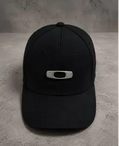 OAKLEY キャップ ブラック メタルロゴ archive 00sのサムネイル