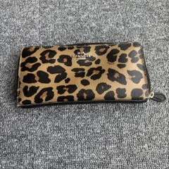 COACH ヒョウ柄 長財布