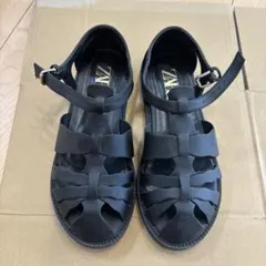 ZARA グルカサンダル ブラックのサムネイル