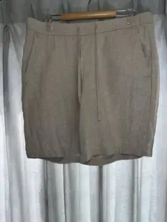 ZARA ♪ ベージュ ショートパンツ