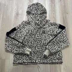 【美品】PUMAパーカー