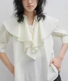 【新品】アダムエロペ フリルスキッパーブラウス オフホワイト F