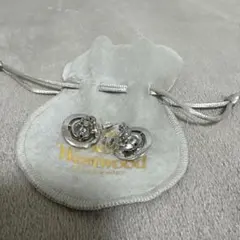 Vivienne Westwood 宇宙船ピアス Vivienne Westwood 宇宙船モチーフ ピアス - メルカリ