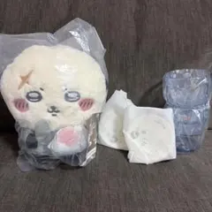 ちいかわエニマイくじ ⑦ぬいぐるみ1個 ⑰ラッコ豆皿 2枚⑱ラッココップのサムネイル