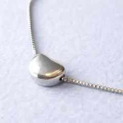 Item thumbnail for item 26160e14-36dc-42e8-aa6c-7e42753f4dce