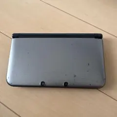 NINTENDO 3DS LL シルバー 本体　ジャンク品