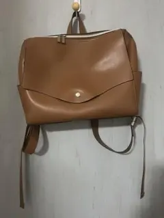 レガートラルゴ　かるいかばん　リュック