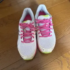 マラソンシューズ