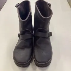 ハンドメイド　ダークブラウンバックル付きショートブーツ