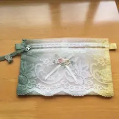 【新品】レース製ポーチ