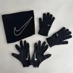 Nike ブラックグローブとネックウォーマーセット