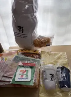 【新品】セブンイレブン Happyくじ　特賞　ぬいぐるみからあげ棒＋その他10点