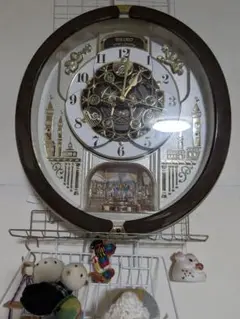 使用中　SEIKO 装飾的な壁掛け時計　電波時計　メロディ