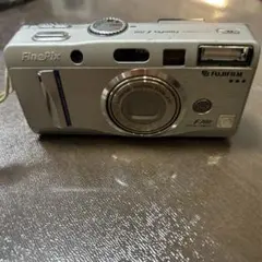 美品！ 動作品 平成レトロ Y2K FUJIFILM FinePix F700 2025年最新】finepix f700の人気アイテム - メルカリ