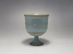 【赫山】青磁 鎬文 花瓶 陶器 赫山】青磁 鎬文 花瓶 陶器 - メルカリ