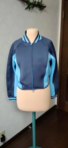 新品タグ付 adidas STELLAスポーツ ジャケットM