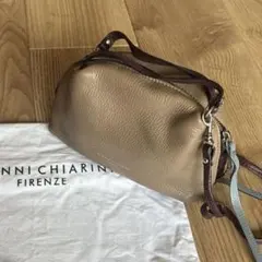 値下げ中！お早めに！★GIANNI CHIARINI ショルダーバッグのサムネイル