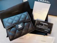 CHANEL 黒 キャビアスキン　二つ折り財布　新品未使用